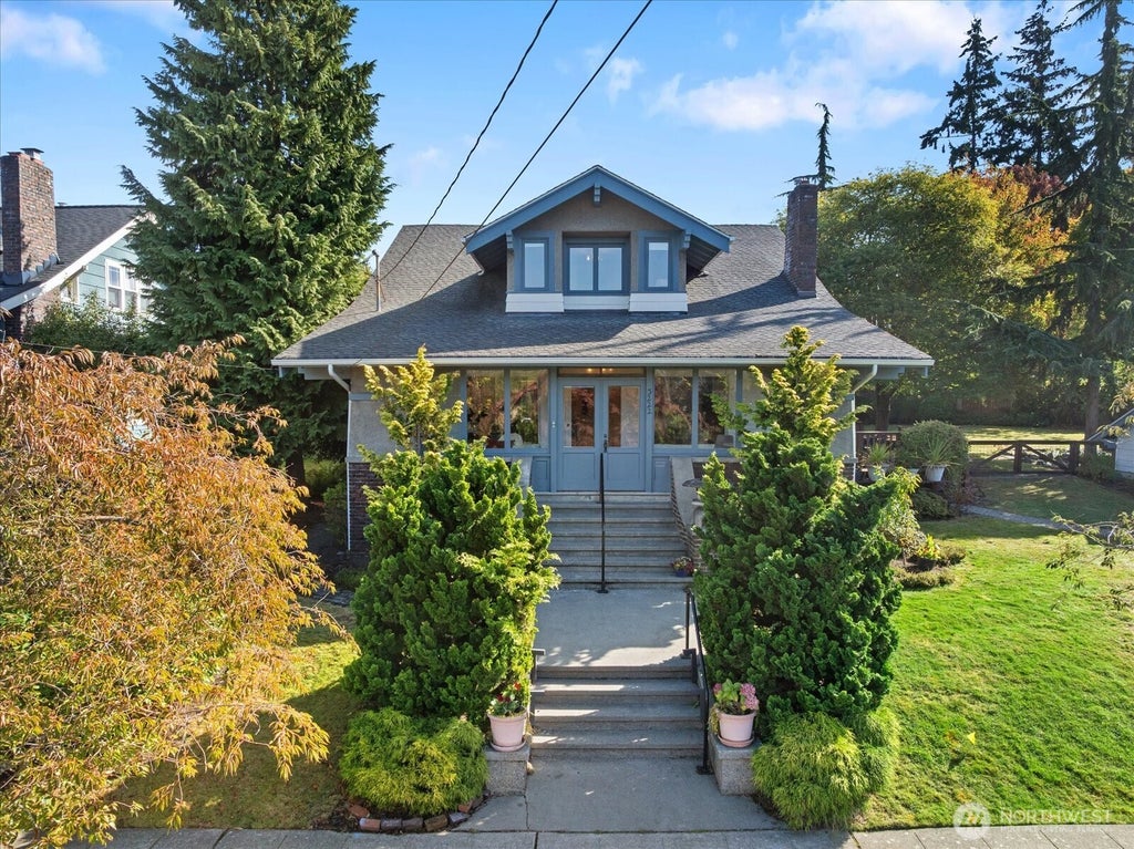Photo of 3222 41st Avenue SW, Seattle, WA 98116 (MLS # 2588737)