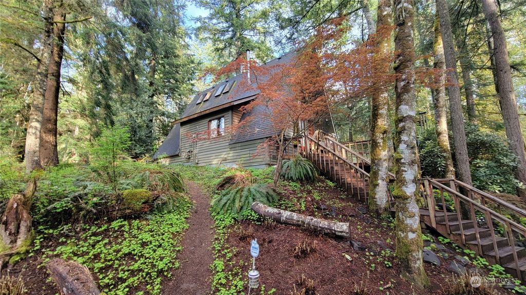 Photo of 29707 SE 285th Place, Ravensdale, WA 98051 (MLS # 2064555)