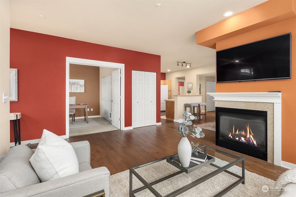 Photo of 3500 E Lake Sammamish Parkway SE #2-106, Sammamish, WA 98075 (MLS # 2328768)