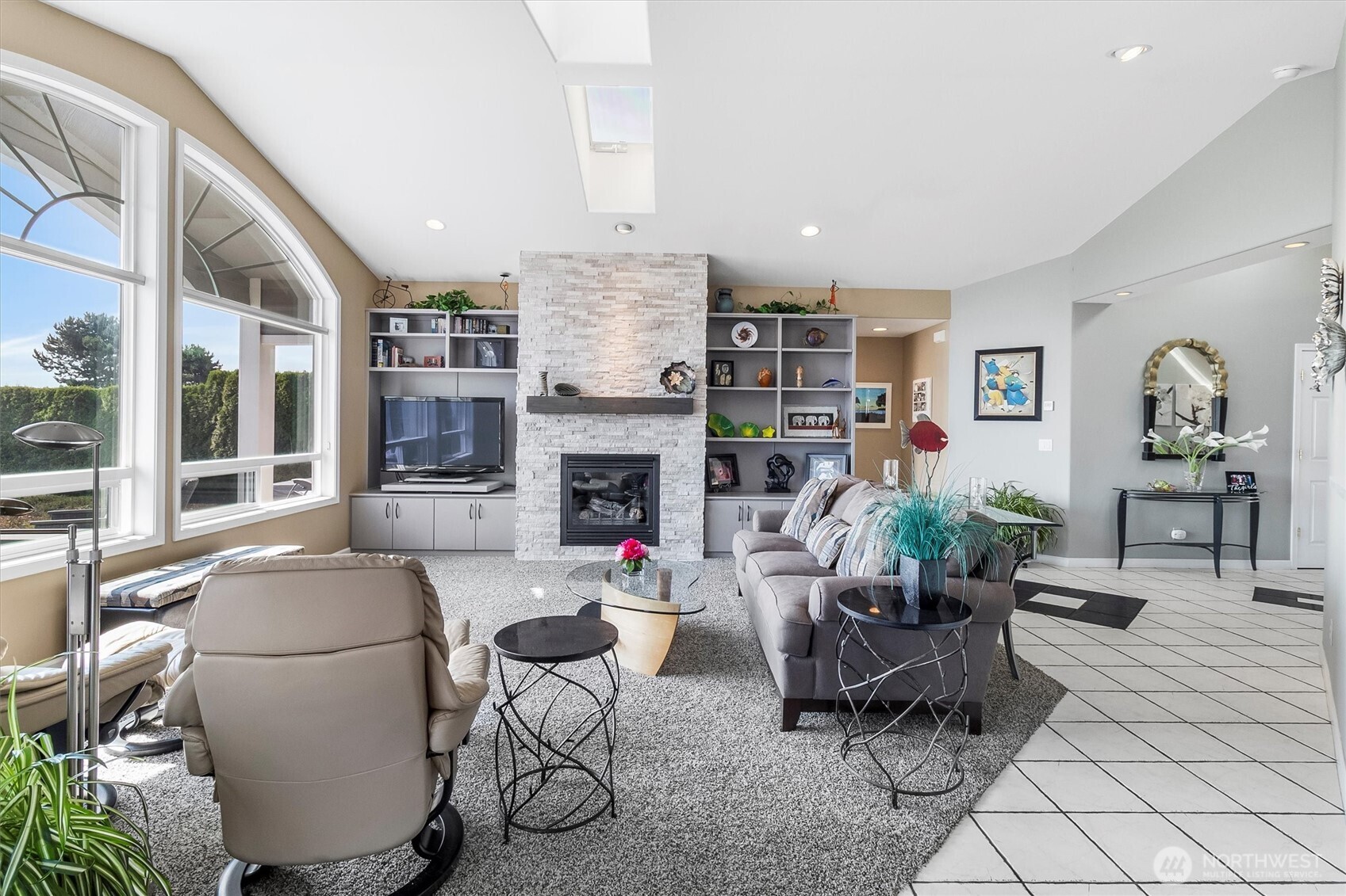8018 Comox