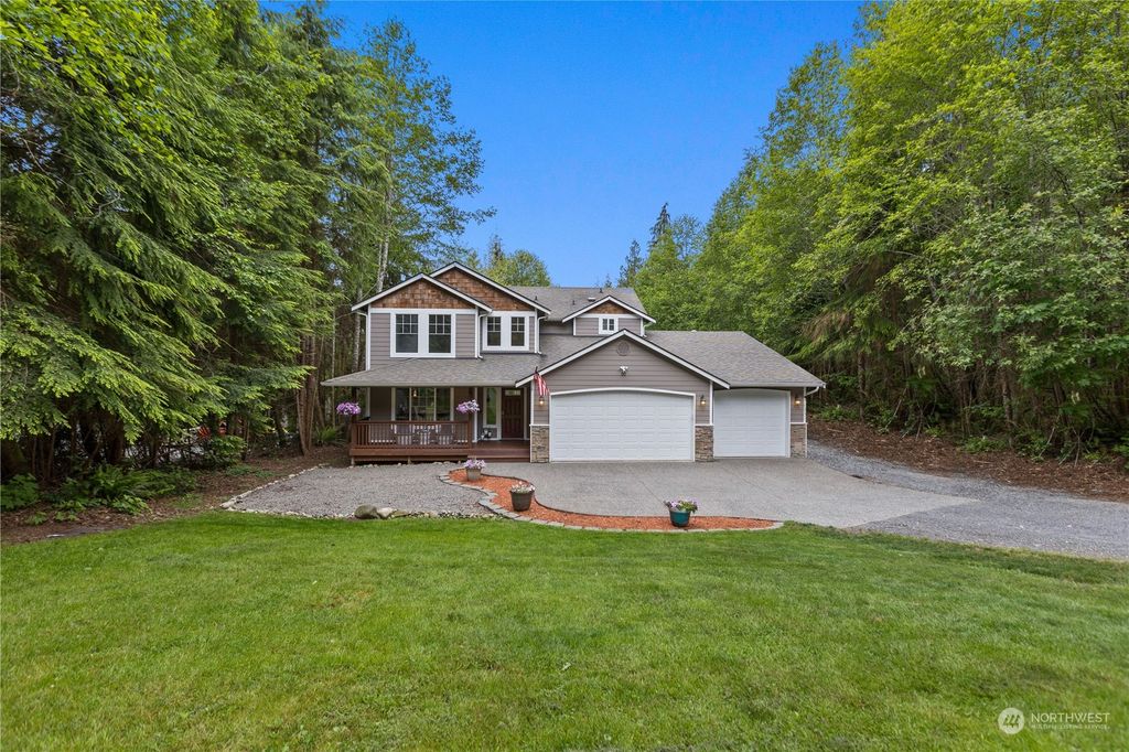 Photo of 306 S Lake Roesiger Road, Snohomish, WA 98290 (MLS # 2075479)