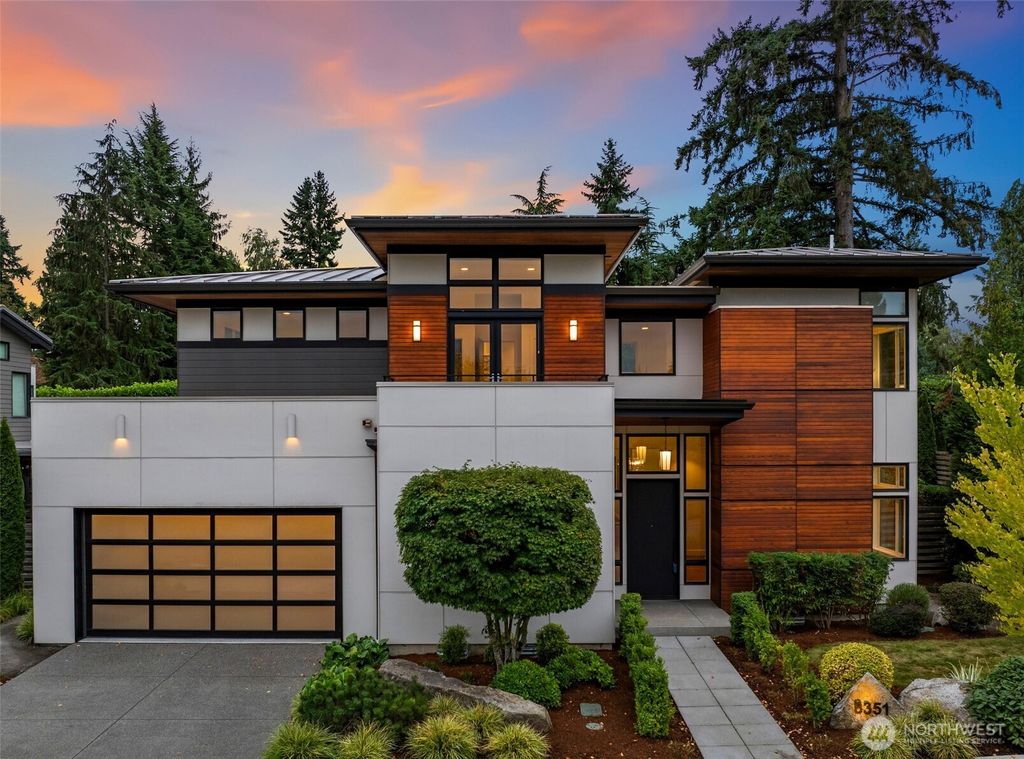 Photo of 8351 SE 31st Street, Mercer Island, WA 98040 (MLS # 2424026)