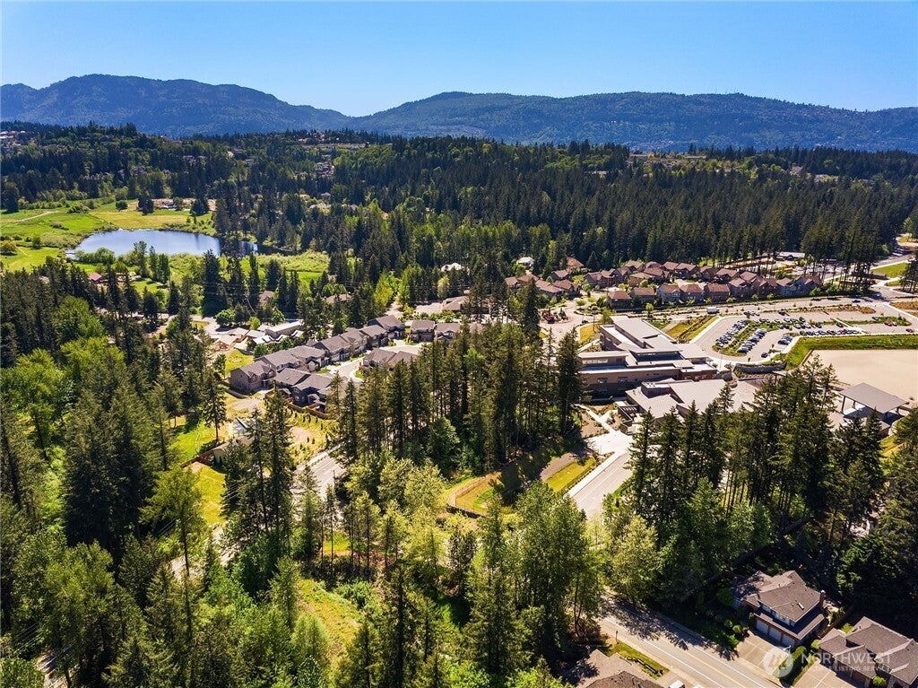 Photo of 23622 SE 32nd Way, Sammamish, WA 98075 (MLS # 2576071)