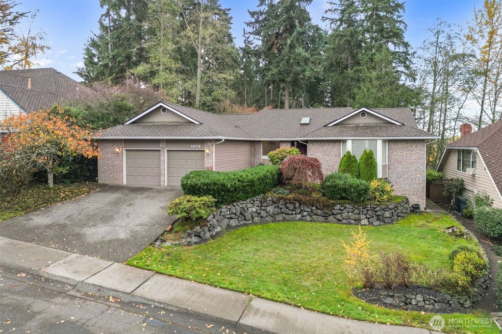 Photo of 1073 SW 326th Street, Federal Way, WA 98023 (MLS # 2478006)