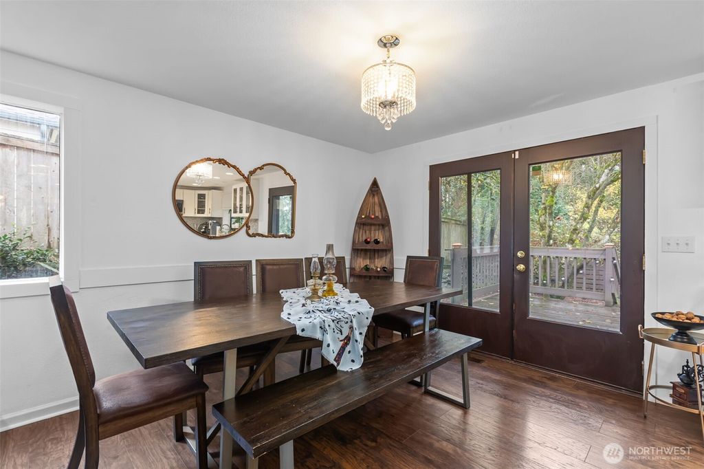 Photo of 1073 SW 326th Street, Federal Way, WA 98023 (MLS # 2478006)