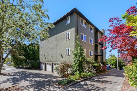 Photo of 4511 Greenwood Avenue N #6, Seattle, WA 98103 (MLS # 2513726)