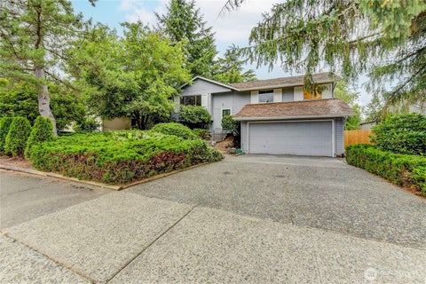 Photo of 17415 159th Avenue SE, Renton, WA 98058 (MLS # 2561254)