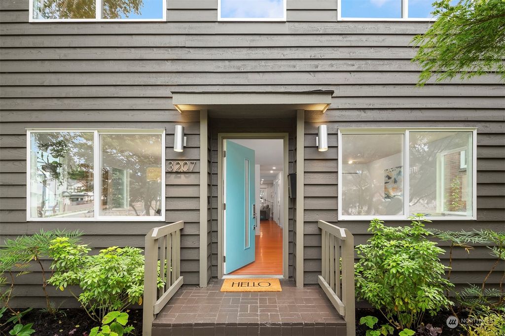 Photo of 3207 NW 70th Street, Seattle, WA 98117 (MLS # 2289102)
