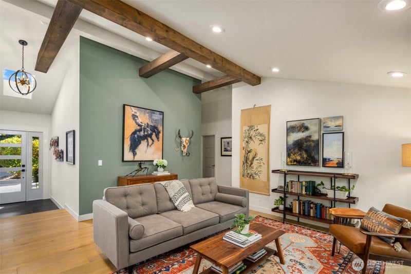 6978 NE 139th Street