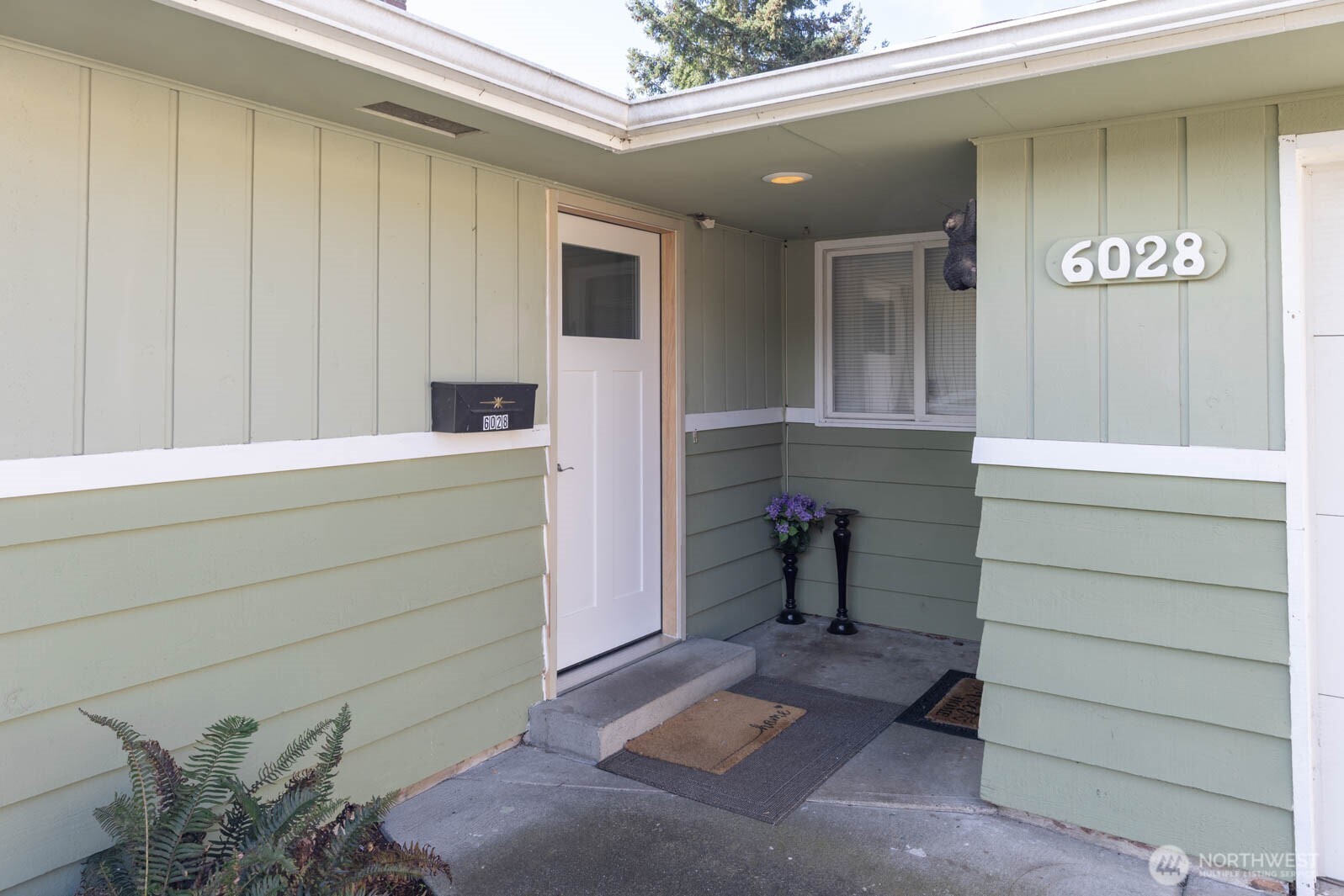 6028 S Prospect Street