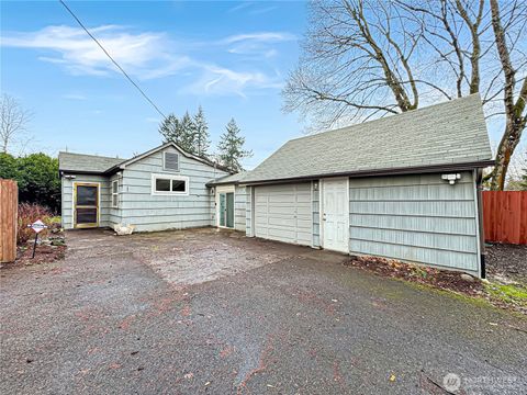 Photo of 9310 NE Burton Road, Vancouver, WA 98662 (MLS # 2465034)
