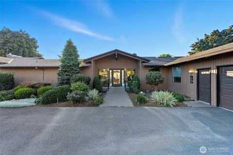 Photo of 839 Country Club Road, Walla Walla, WA 99362 (MLS # 2440859)