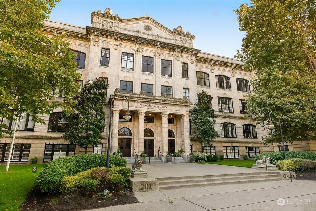 Photo of 201 Galer Street #366, Seattle, WA 98109 (MLS # 2174757)