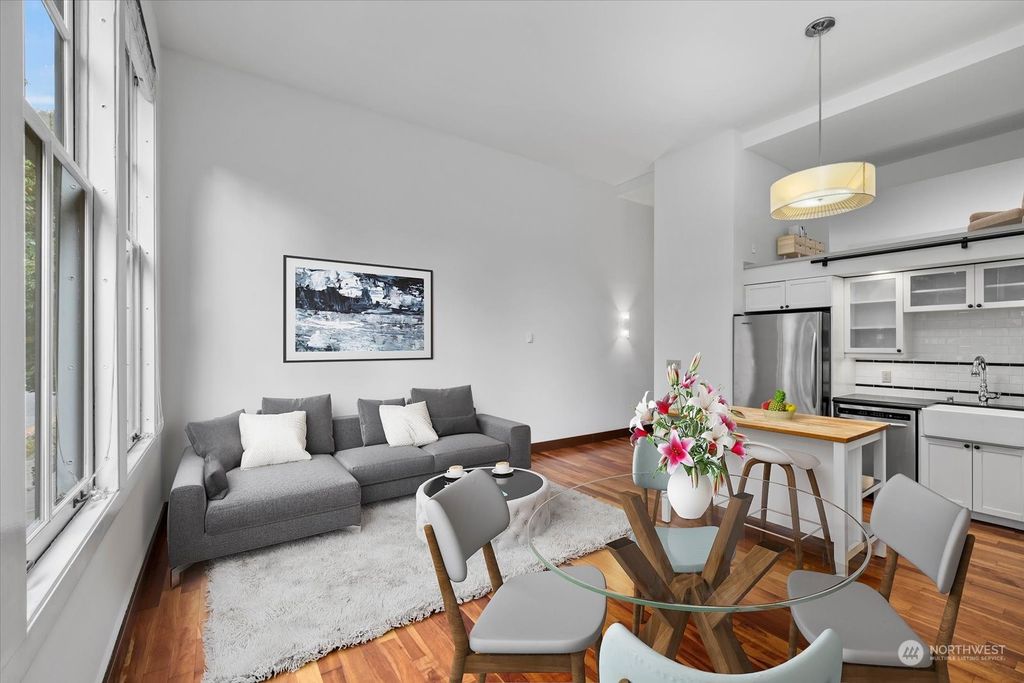 Photo of 201 Galer Street #366, Seattle, WA 98109 (MLS # 2174757)