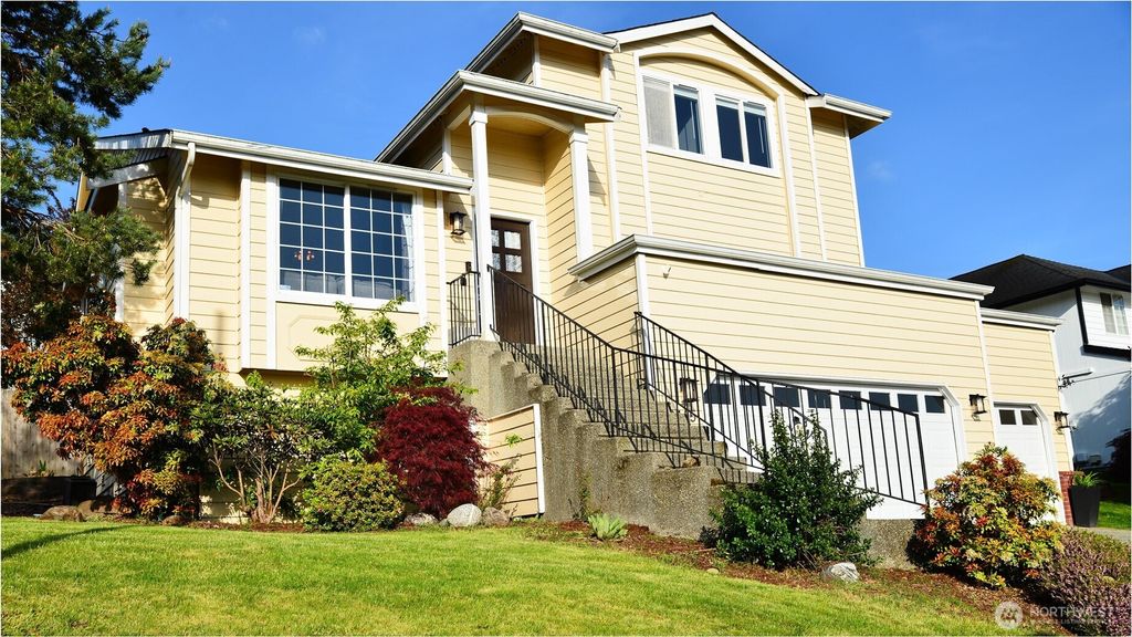 Photo of 8115 77th Avenue NE, Marysville, WA 98270 (MLS # 2430611)