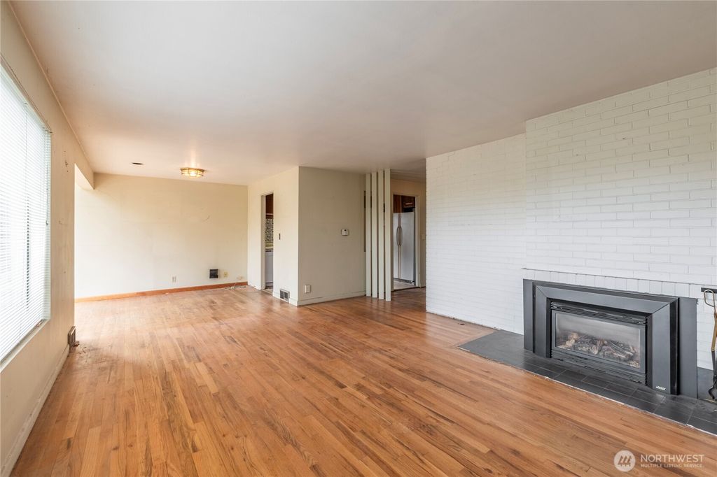 Photo of 7210 Seward Park Avenue S, Seattle, WA 98118 (MLS # 2445281)