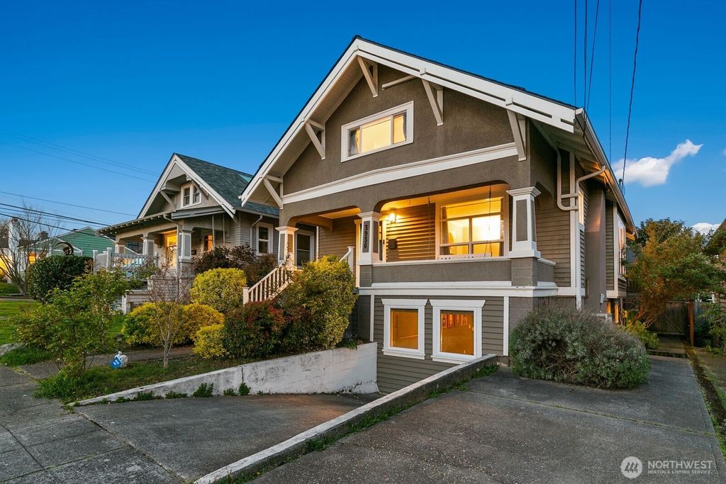 Photo of 3936 Woodland Park Avenue N, Seattle, WA 98103 (MLS # 2441621)