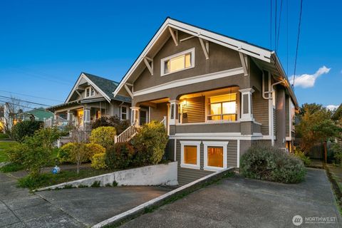 Photo of 3936 Woodland Park Avenue N, Seattle, WA 98103 (MLS # 2441621)