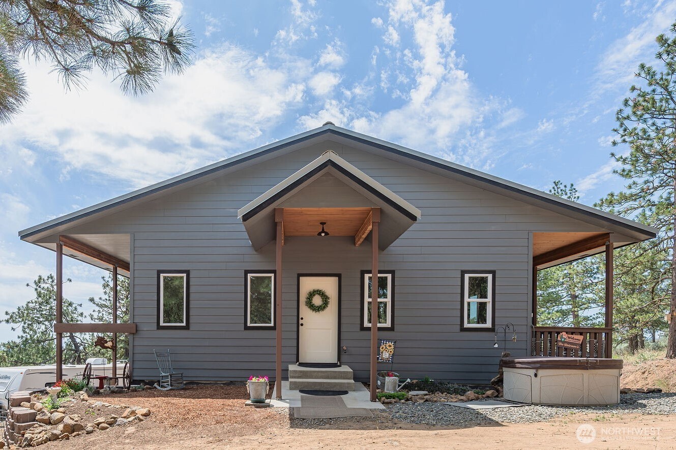 108 Hummingbird Road