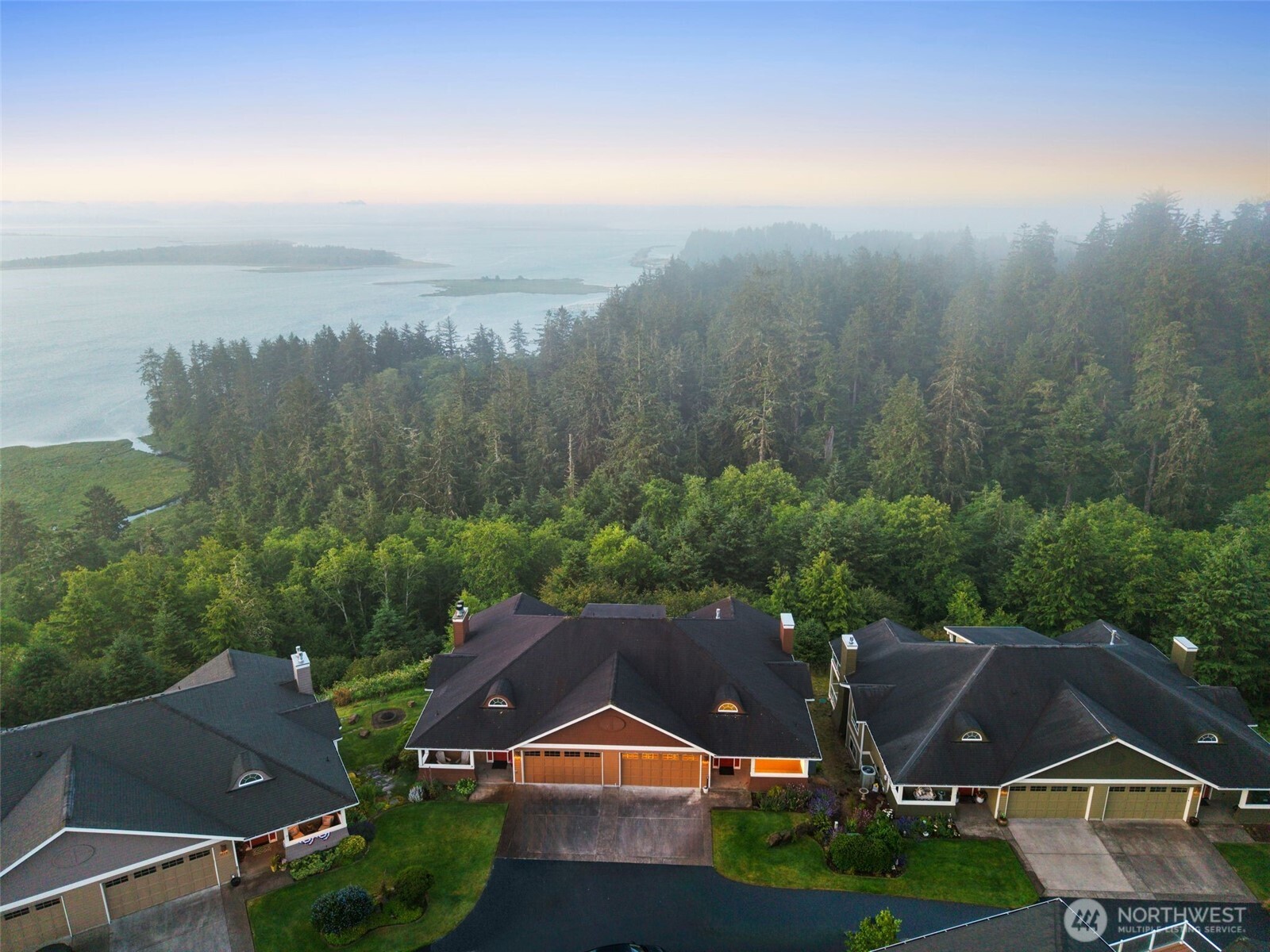 3224 Overlook Loop