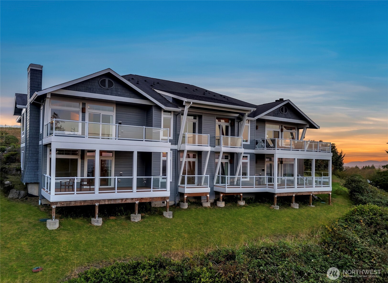 3224 Overlook Loop