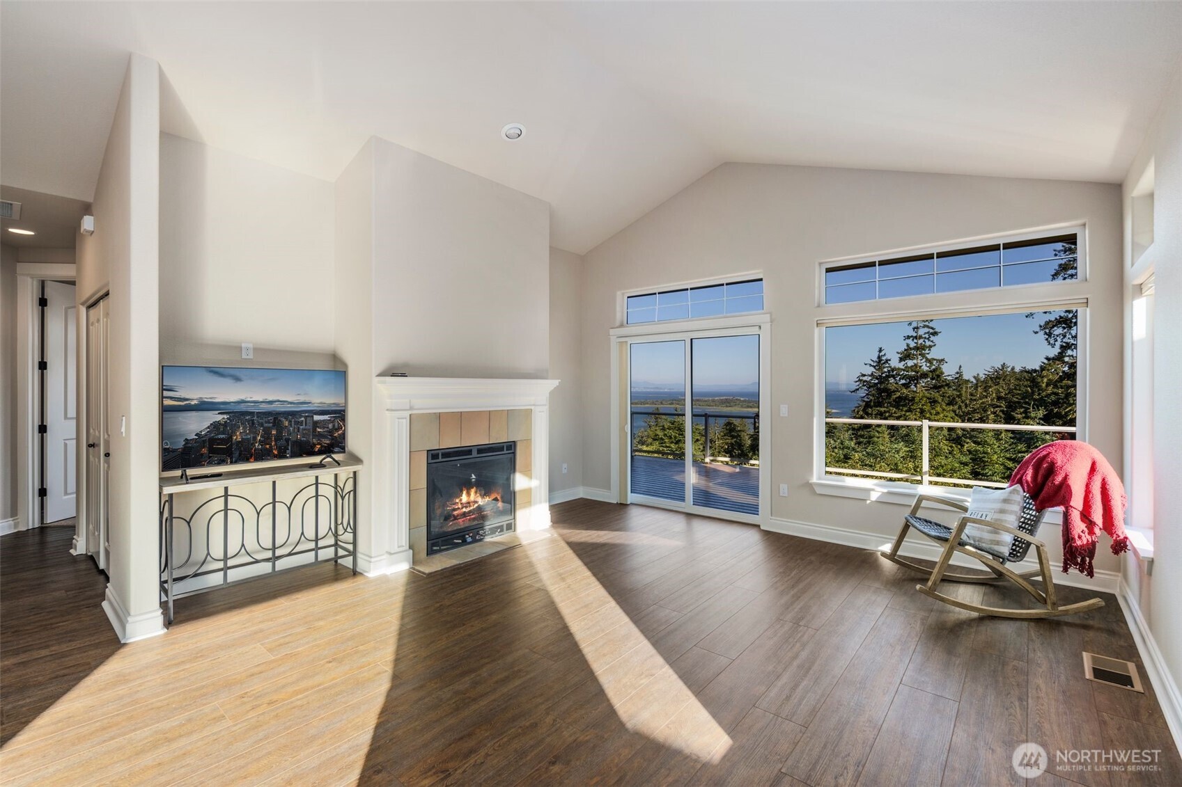 3224 Overlook Loop
