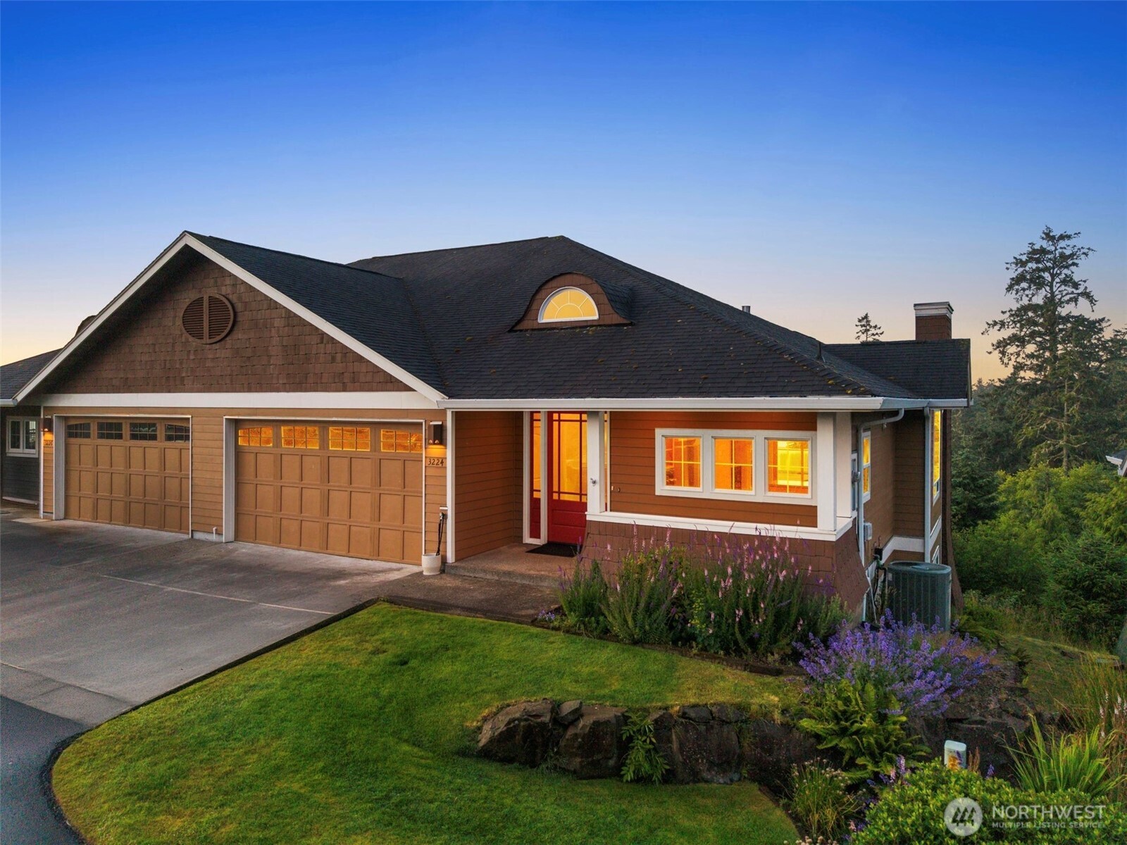 3224 Overlook Loop