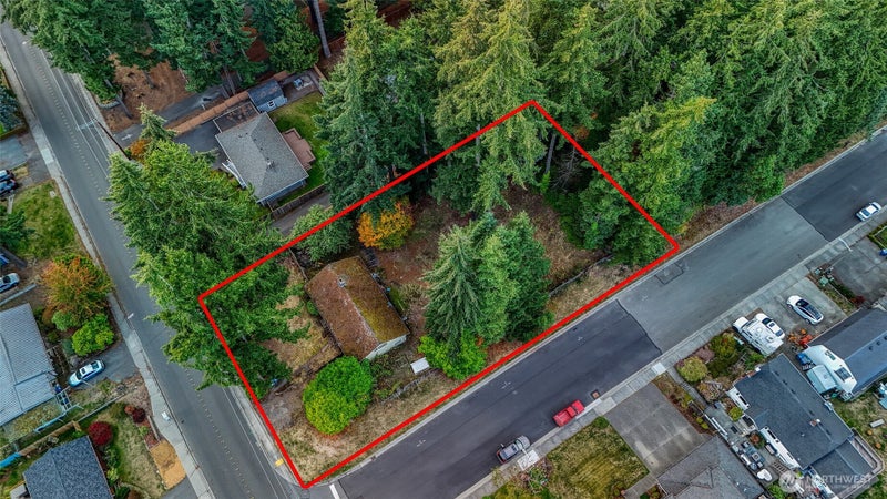 5807 176th Street SW