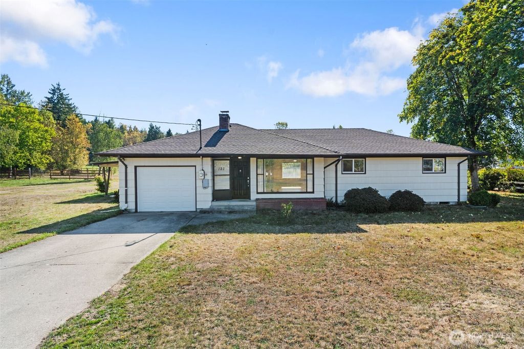 Photo of 122 Armstrong Road, Chehalis, WA 98532 (MLS # 2441999)