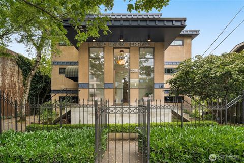 Photo of 2219 Eastlake Avenue E #101, Seattle, WA 98102 (MLS # 2395912)