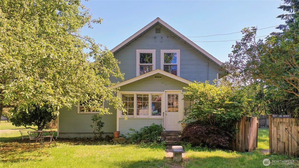 Photo of 7029 Riverview Road Rd, Snohomish, WA 98290 (MLS # 2389626)