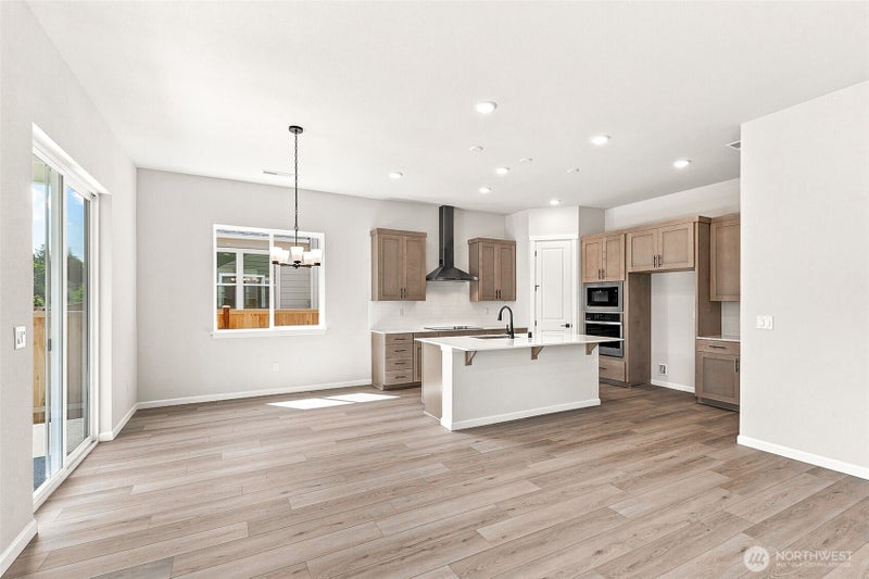 324 N 55th Street 32