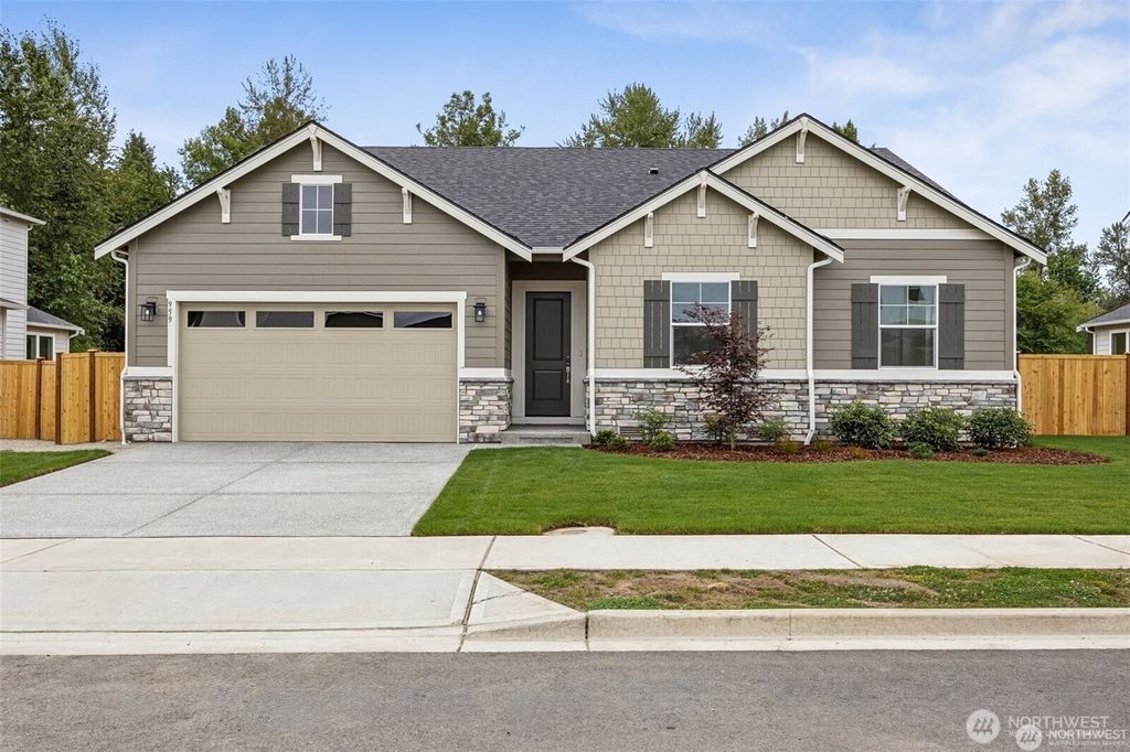 Photo of 324 N 55th Street #32, Mount Vernon, WA 98273 (MLS # 2475295)