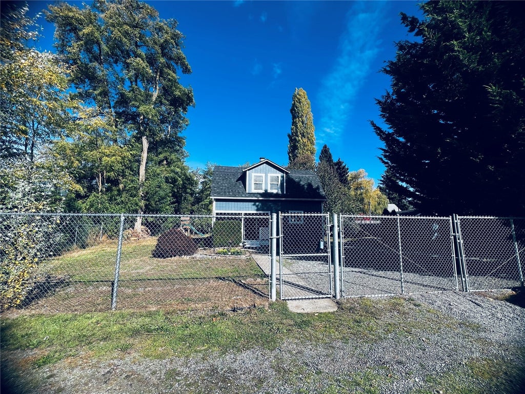 Photo of 9413 356th Street Ct S, McKenna, WA 98558 (MLS # 2595768)