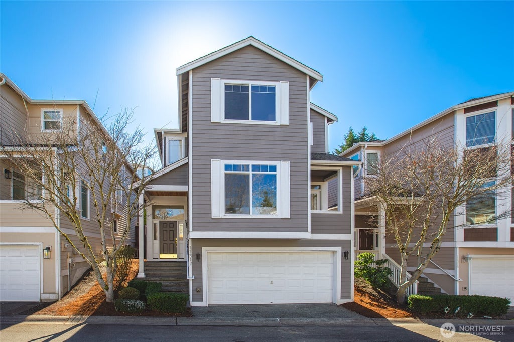 Photo of 11317 NE 117th Street, Kirkland, WA 98034 (MLS # 2577877)