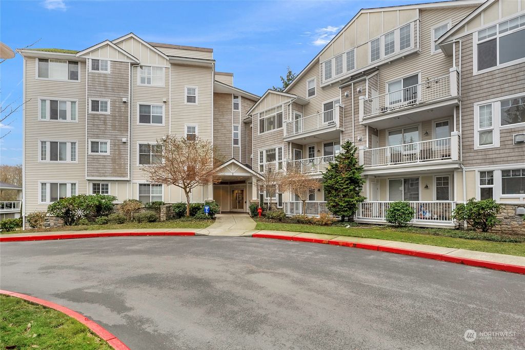 Photo of 5600 Harbour Pointe Boulevard #2-205, Mukilteo, WA 98275 (MLS # 2022328)
