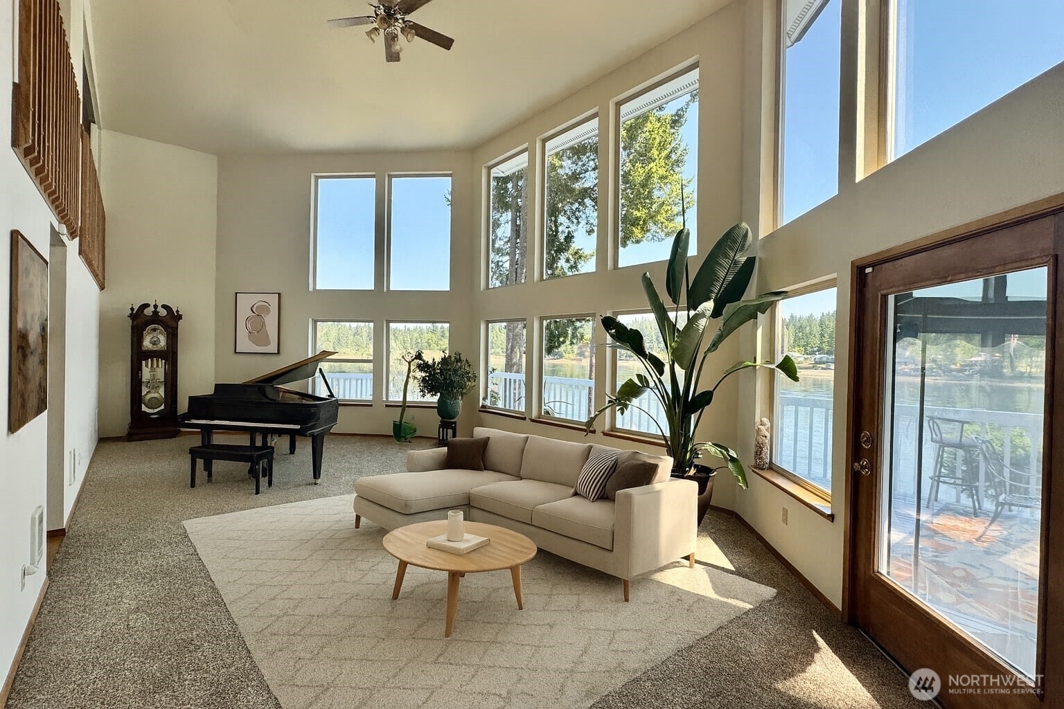 91 SE Skookum View Drive