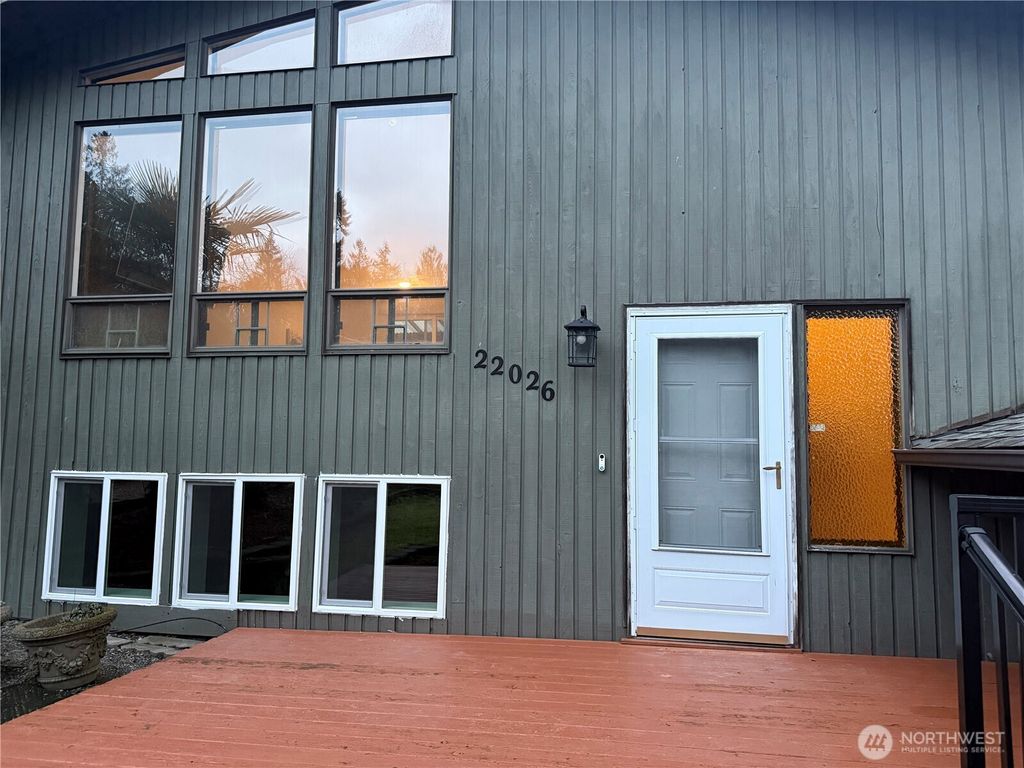 Photo of 22026 3rd Place W, Bothell, WA 98021 (MLS # 2463122)