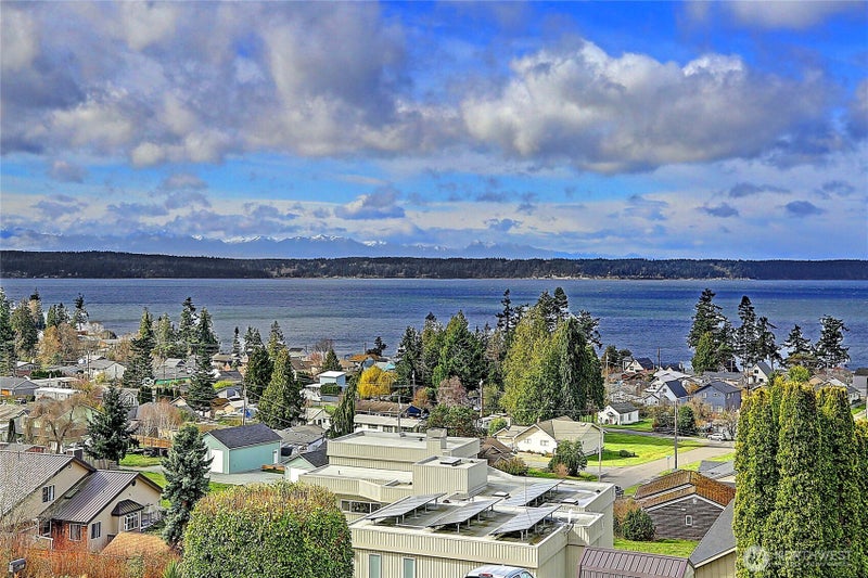 211 Arbor Terrace