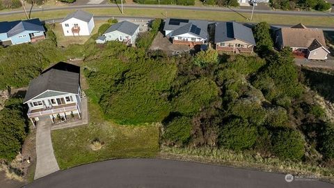 Photo of 1246 Camero Loop SW, Ocean Shores, WA 98569 (MLS # 2454020)