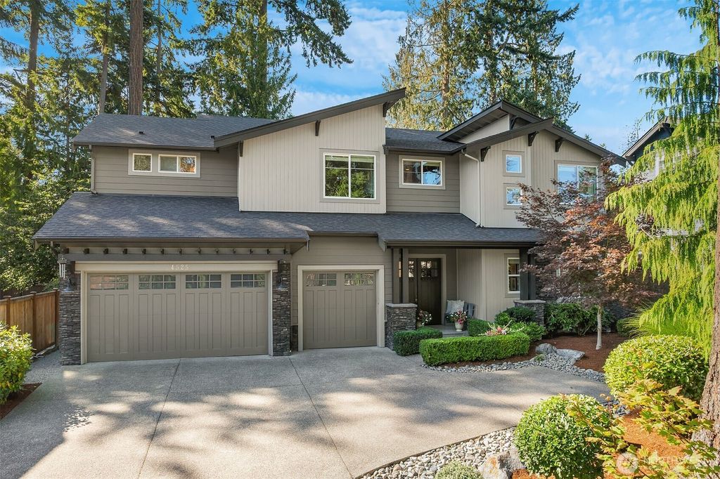 Photo of 4525 90th Avenue SE, Mercer Island, WA 98040 (MLS # 2434600)