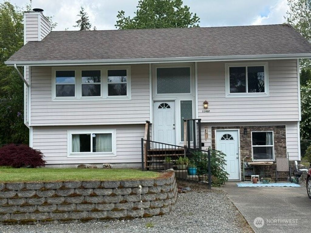 Photo of 11407 240th Avenue Ct E, Buckley, WA 98321 (MLS # 2525694)