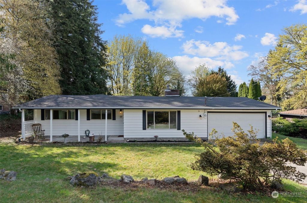 Photo of 17545 SE 134th Street, Renton, WA 98059 (MLS # 2223206)