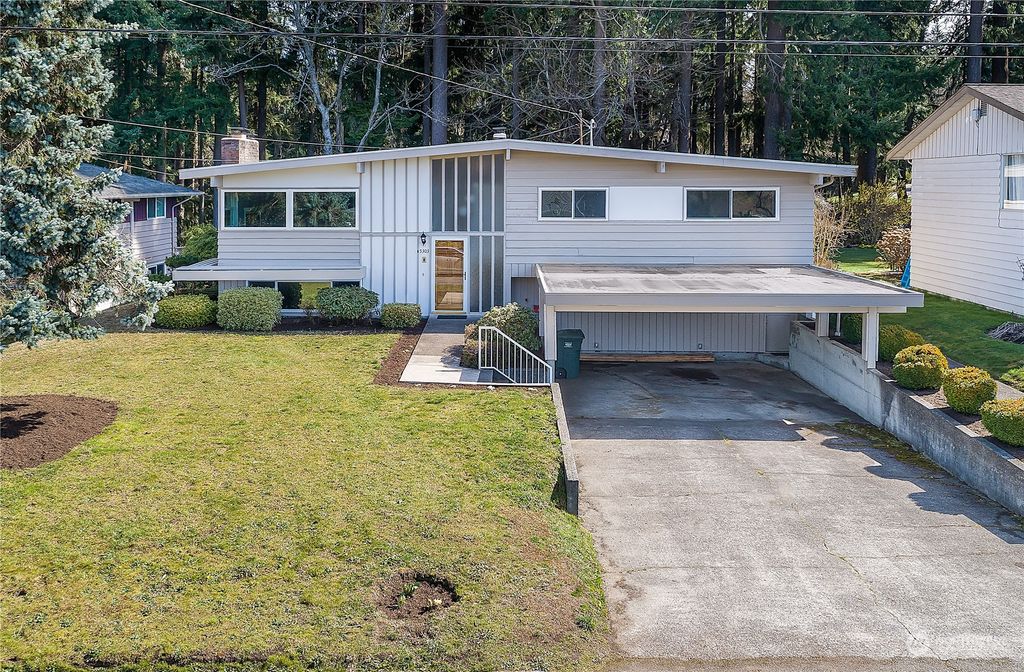 Photo of 5303 Sunset Lane, Everett, WA 98203 (MLS # 2050507)