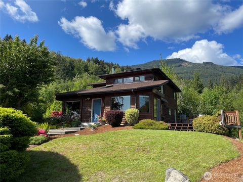 108 Long and Winding Road Randle WA 98377