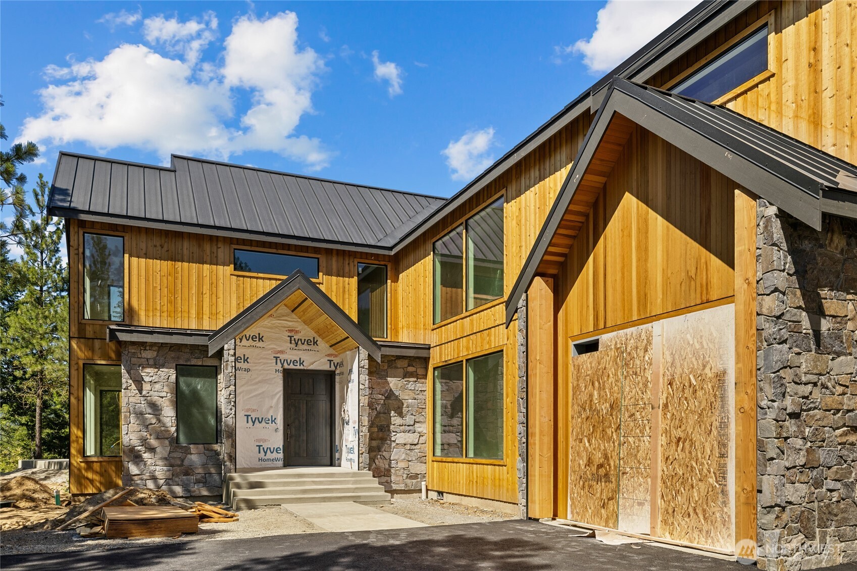 831 Gold Leaf Lane