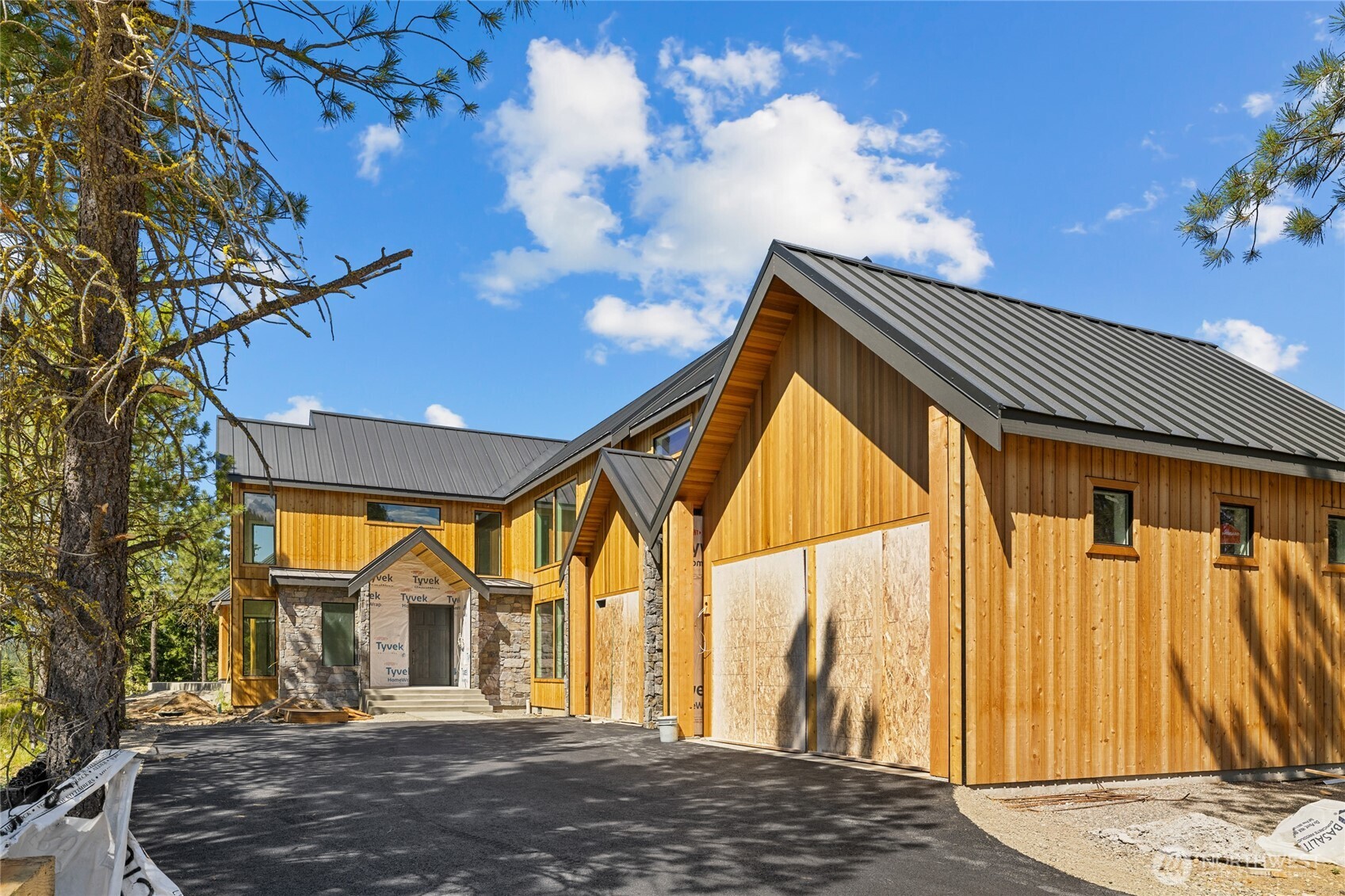 831 Gold Leaf Lane