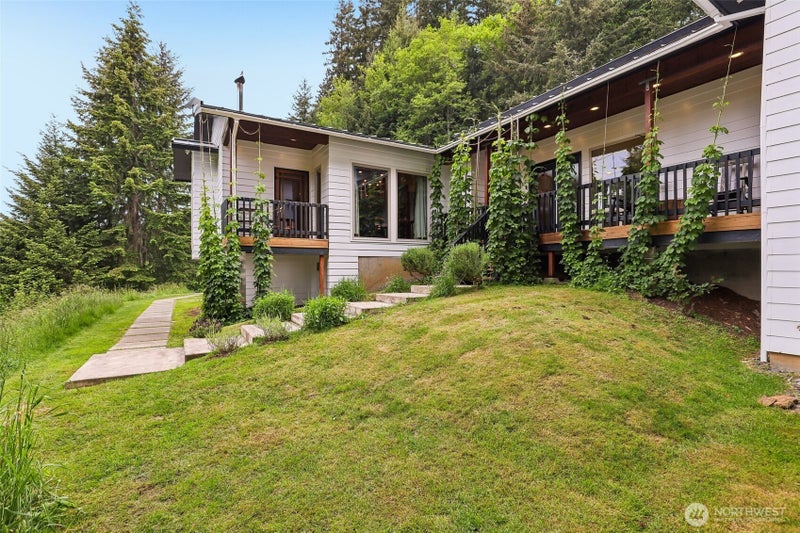873 Mountain View Road