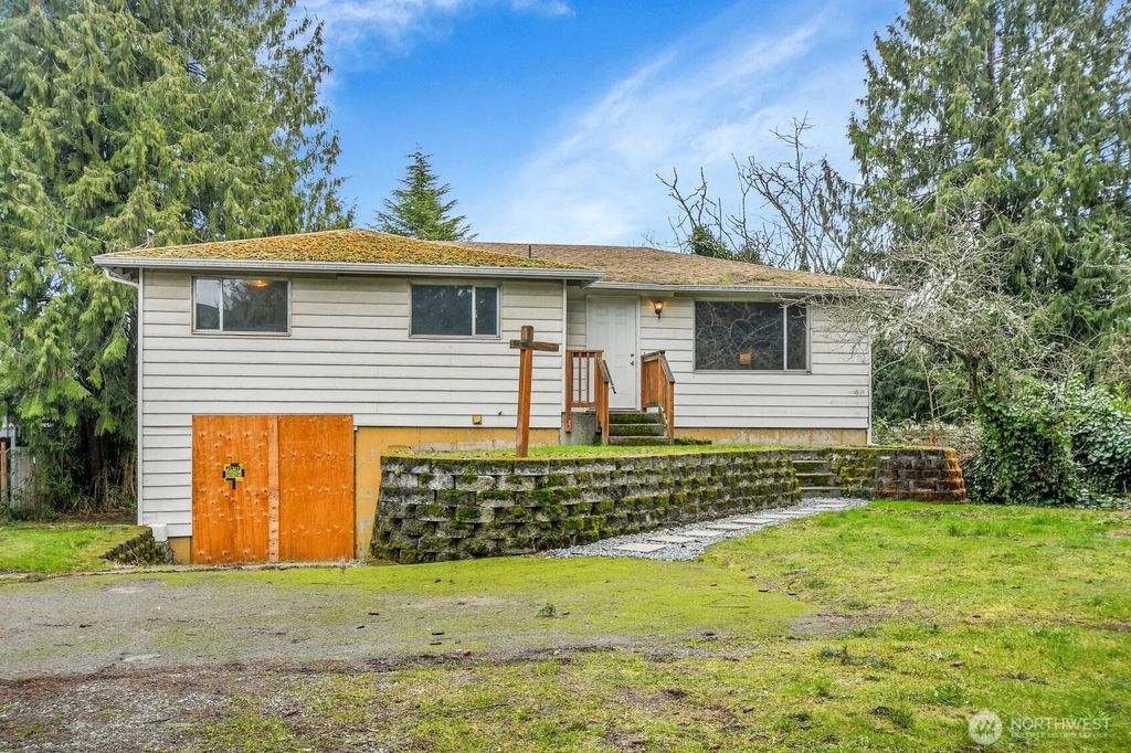 Photo of 11428 18th Place SW, Burien, WA 98146 (MLS # 2336333)