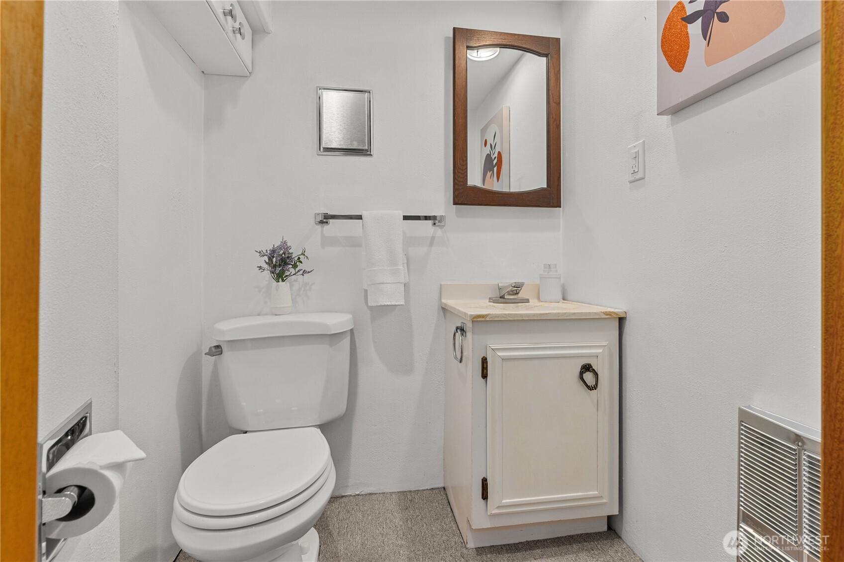 Seattle, Washington 98126, United States, 4 Bedrooms Bedrooms, ,2 BathroomsBathrooms,Residential,Active,177858